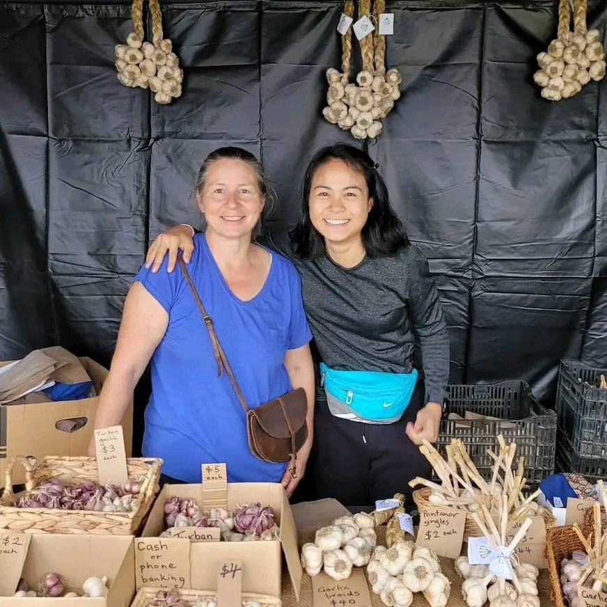 Vanessa and May at the market